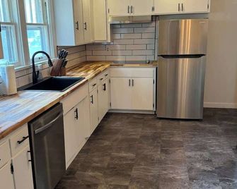 The Brewery House-Best Location! - Sidney - Keuken