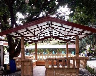 Casa Virginia Resort - San Narciso - Servicio de la propiedad