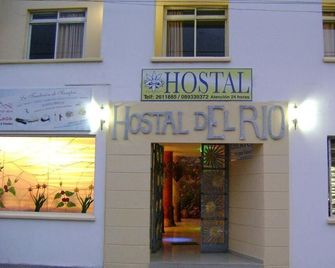 Hostal Del Río - Ibarra - Gebouw