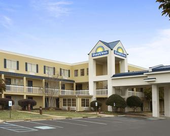 Days Inn by Wyndham Chattanooga/Hamilton Place - Chattanooga - Bygning