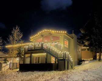 Gold Point Resort Breckenridge by Vacatia - Breckenridge - Building