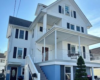 Cottage near the coast! - Wildwood - Building