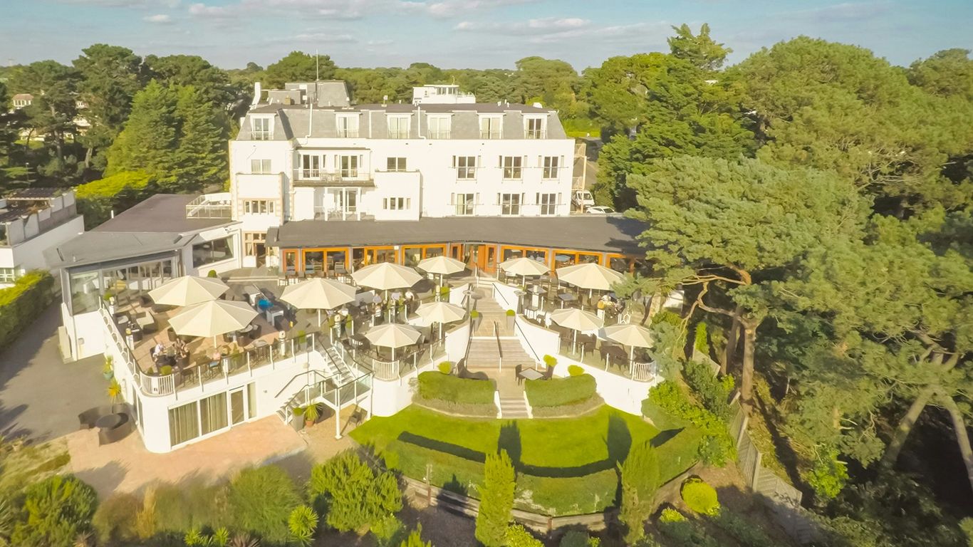 Harbour Heights Hotel