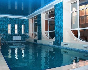 Safir Hotel - Dushanbe - Svømmebasseng