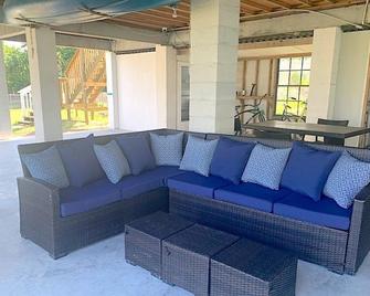 Chokoloskee Island/Everglades City/Everglades National Park - Chokoloskee - Living room