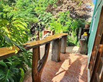 Cabañas Manuto - Hanga Roa - Balcón