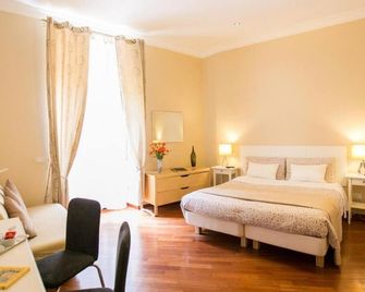 Hotel Martino Ai Monti - Rome - Bedroom