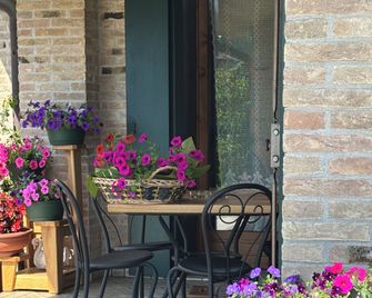 B&B Alla Suite - Pieve di Soligo - Innenhof