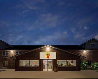 Super 8 by Wyndham Missouri Valley - Missouri Valley - Edificio