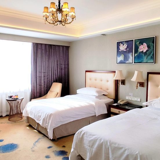 Ramada Plaza by Wyndham Tian Lu Hotel Wuhan image 1