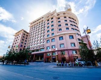 Dunhuang Silk Road Yiyuan Hotel - Jiuquan - Edificio