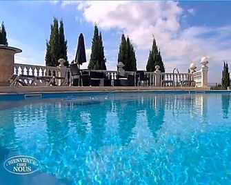 Chateau Des Fontaines - Canet - Piscine