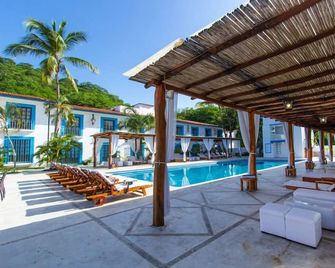 Hotel Santa Cruz Huatulco - Santa Maria Huatulco - Pool