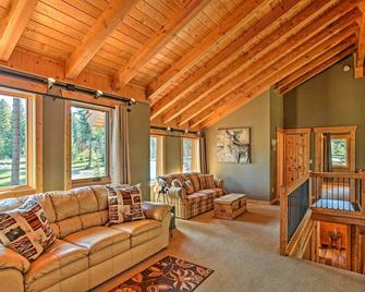Luxury Lodge Hot Tub, Snowmobiling And Atv Access! - Cle Elum - Sala de estar