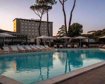 Hotel Cristoforo Colombo - Roma - Kolam