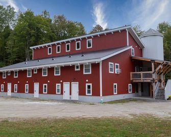 Mad River Lodge - Waitsfield - Building