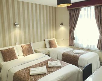 Earls Court Hotel - London - Bedroom