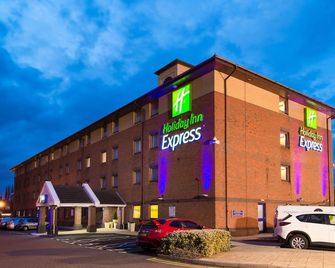 Holiday Inn Express Birmingham - Oldbury by IHG - Oldbury - Edificio