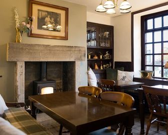 Pack Horse Inn - High Peak