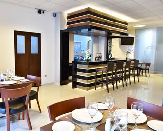 Prince Hotel - Santa Cruz - Restaurace