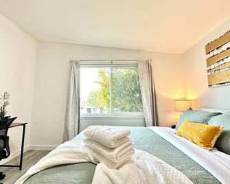 Spacious 6-bedroom house in Sunnyvale with WiFi access - Sunnyvale - Chambre