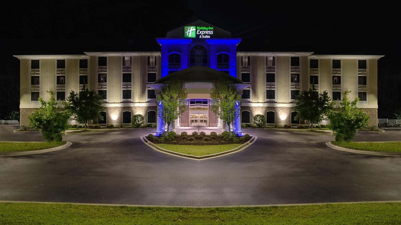 Holiday Inn Express & Suites Aiken