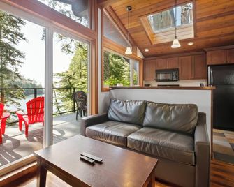 The Cabins at Terrace Beach - Ucluelet - Vardagsrum