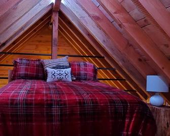 Honeymoon Hideaway - Jasper - Habitación