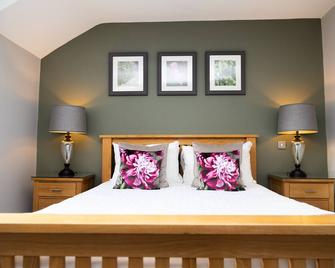 Rufford Arms Hotel - Ormskirk - Bedroom