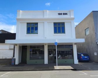 Historic Inner City Apartment - Invercargill - Building
