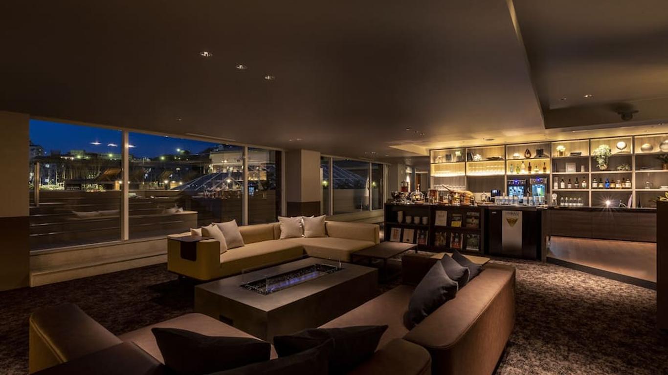 رويال تشيستر ناجاساكي هوتل آند ريتريت