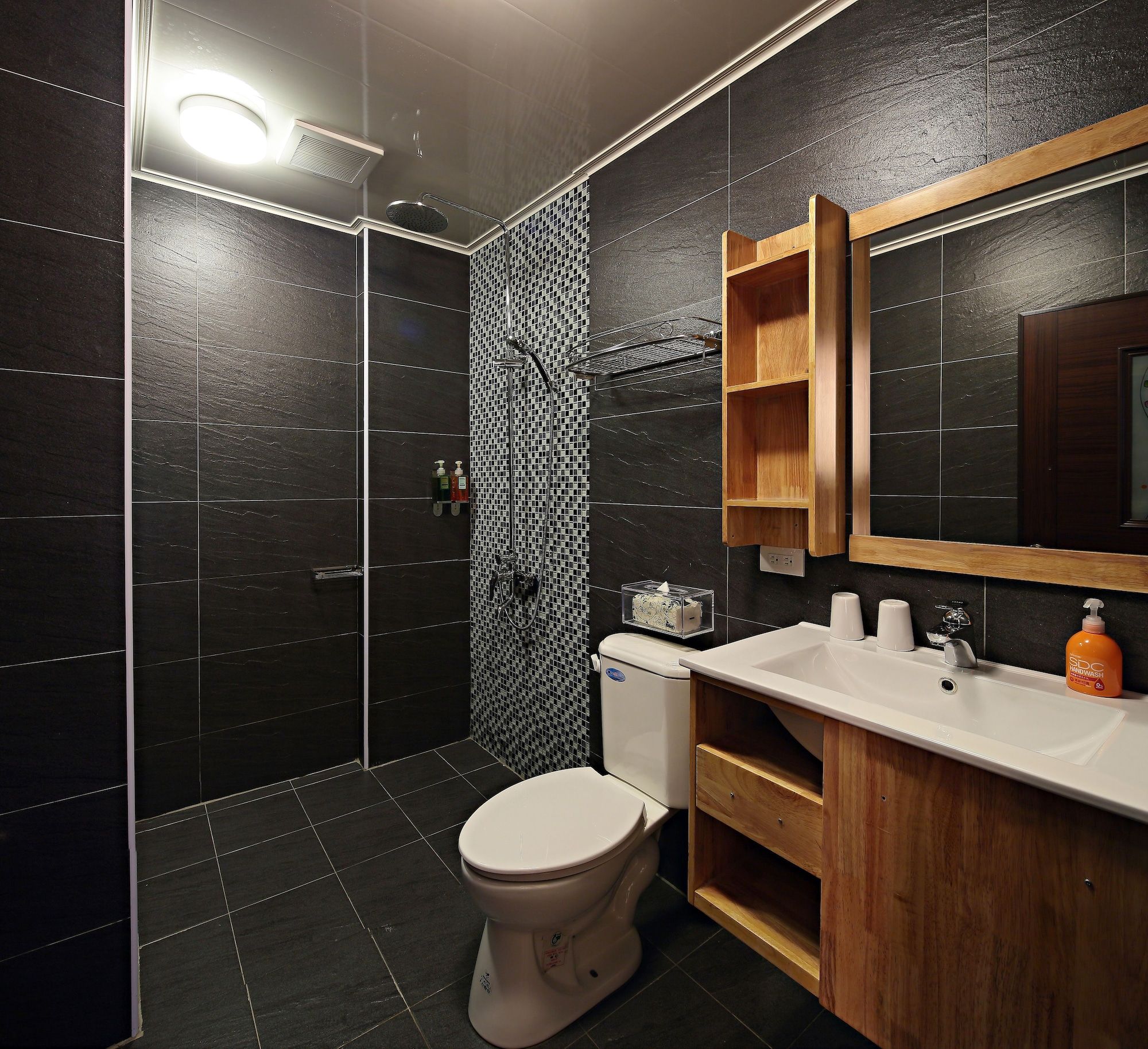 Happiness Yes Inn - Yilan