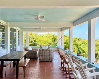 Casa Bendita Vieques - Ocean View and Amazing Pool - Vieques - Balkón