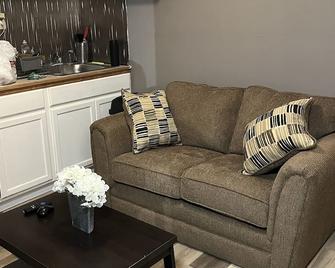 Comfortable Safe Stay - Laplace - Living room
