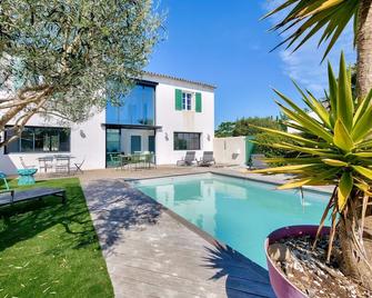 Villa pour 8 avec piscine à La Flotte en Ré - La Flotte - Piscina