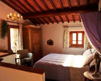 Ventena Vecchia antico frantoio - Montevarchi - Habitació