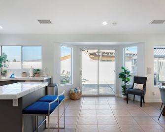 Pacifica Sur by Avantstay Pool, Hot Tub, Gazebo - Indio