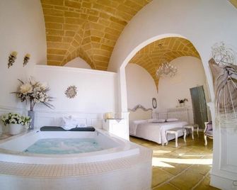 Self Palazzo Aurora - Alezio