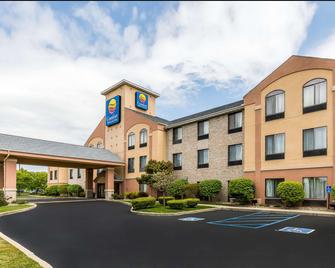 Comfort Inn and Suites Mishawaka-South Bend - Mishawaka - Rakennus