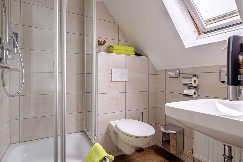 also-Hotel an der Hardt - וופרטאל - חדר רחצה