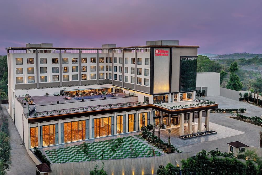 Hilton Garden Inn Jabalpur - Jabalpur - Gebouw