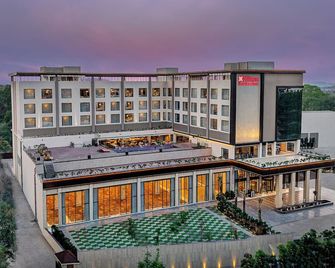 Hilton Garden Inn Jabalpur - Jabalpur - Gebouw