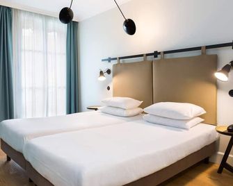 Hotel Silky By Happyculture - Lyon - Sypialnia