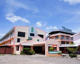 Plernpetch Hotel - Surat Thani - Edificio