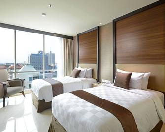 Aria Centra Hotel Surabaya - Surabaya - Bedroom