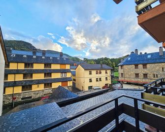 Hotel Casa Morlans 3000 - Panticosa - Балкон