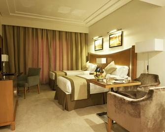 Grand Bellevue Hotel Apartment Dubai - Dubaï - Chambre