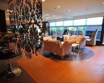 Monarch Skyline Hotel-Near Taimall - Taoyuan City - טרקלין