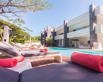 Casa-22 Luxury Boutique Hotel - Sosúa - Piscina