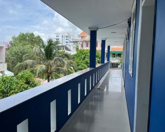 Hoang Oanh Motel - Long hai - Balkon